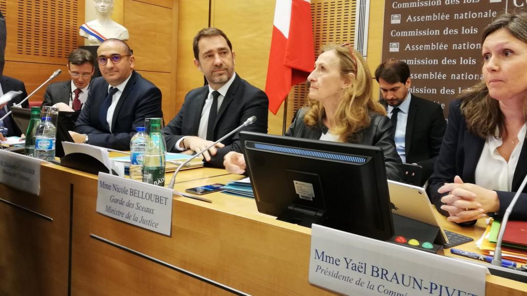 Audition de Laurent Nuñez, Christophe Castaner et Nicole Belloubet par la commission des lois, présidée par Yaël Braun-Pivet (de gauche à droite) - © E. Mondin-Gava/LCP