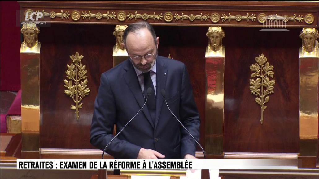 Réforme des retraites : le gouvernement recourt au 49.3, deux motions de censure déposées Réforme des retraites : le gouvernement recourt au 49.3, deux motions de censure déposées